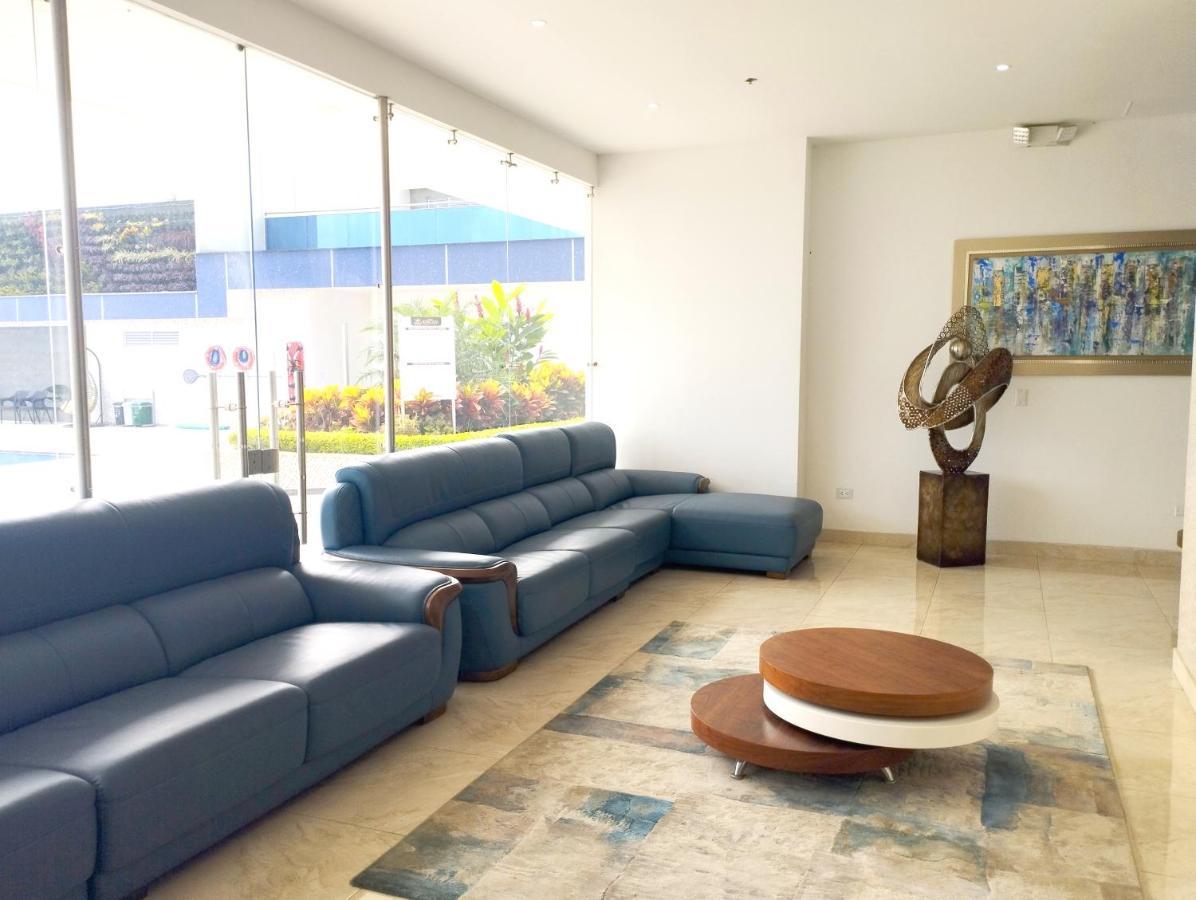 Hotel Royal Elim International Cali Kültér fotó Lobby