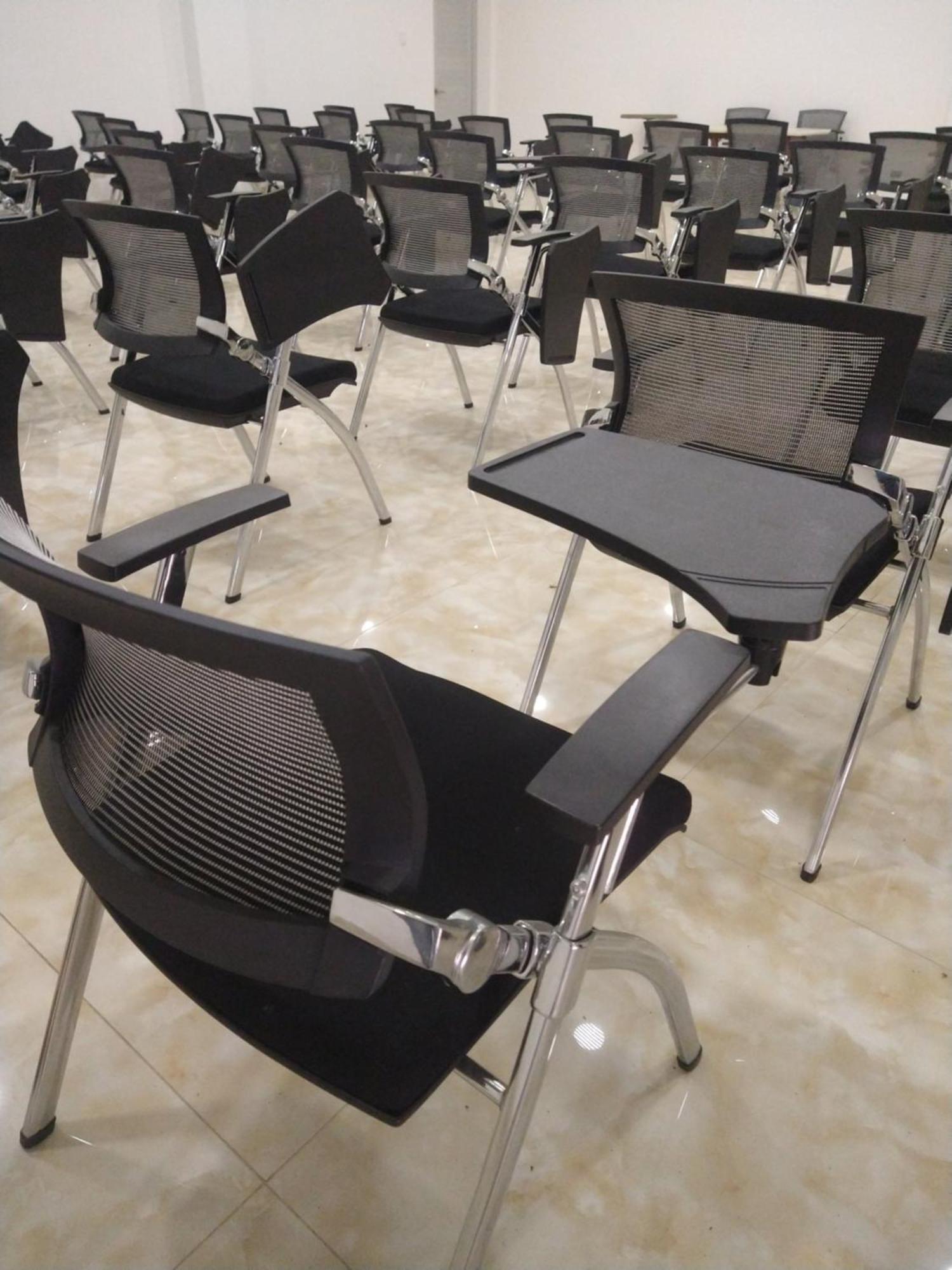 Hotel Royal Elim International Cali Kültér fotó Stackable chairs