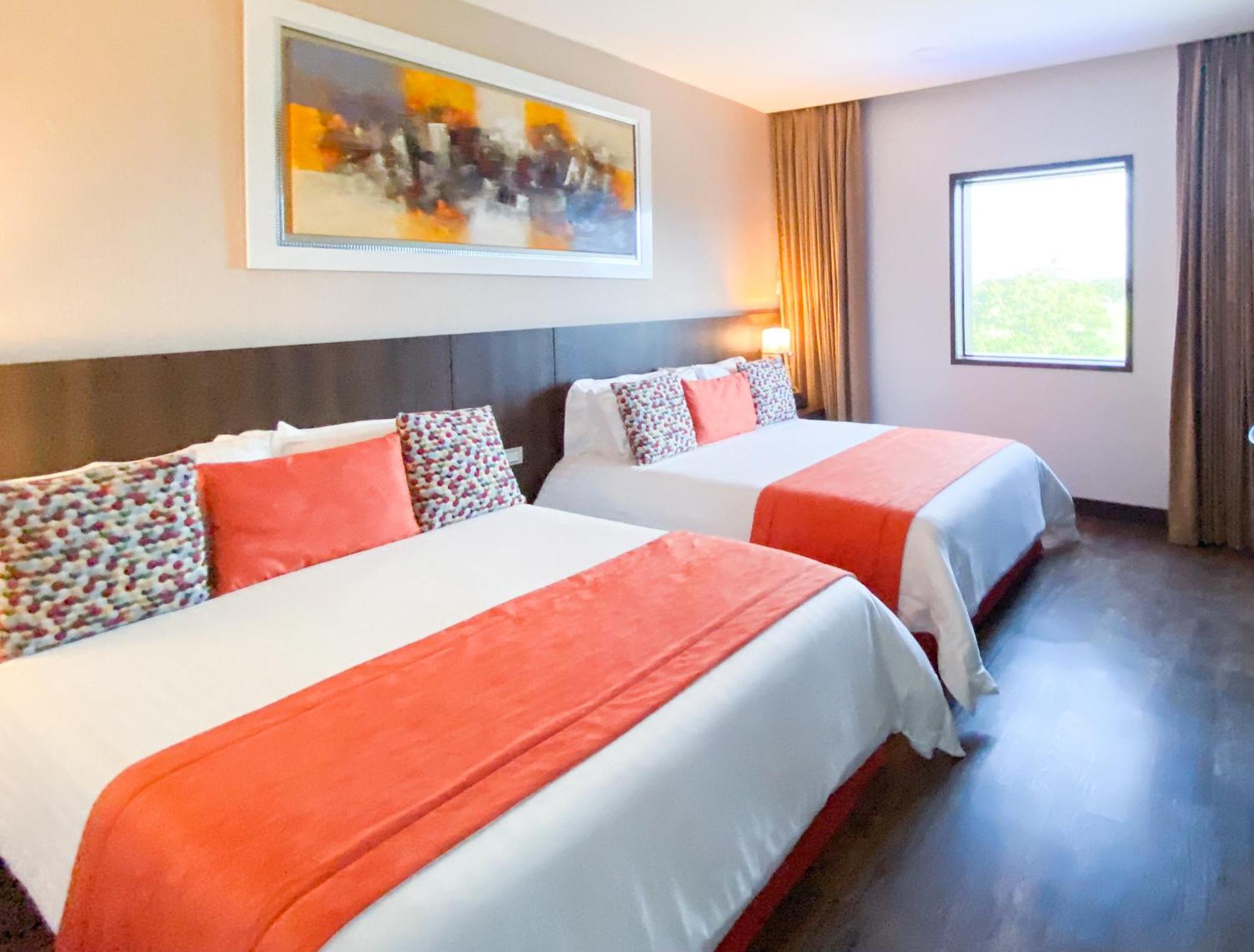 Hotel Royal Elim International Cali Kültér fotó
