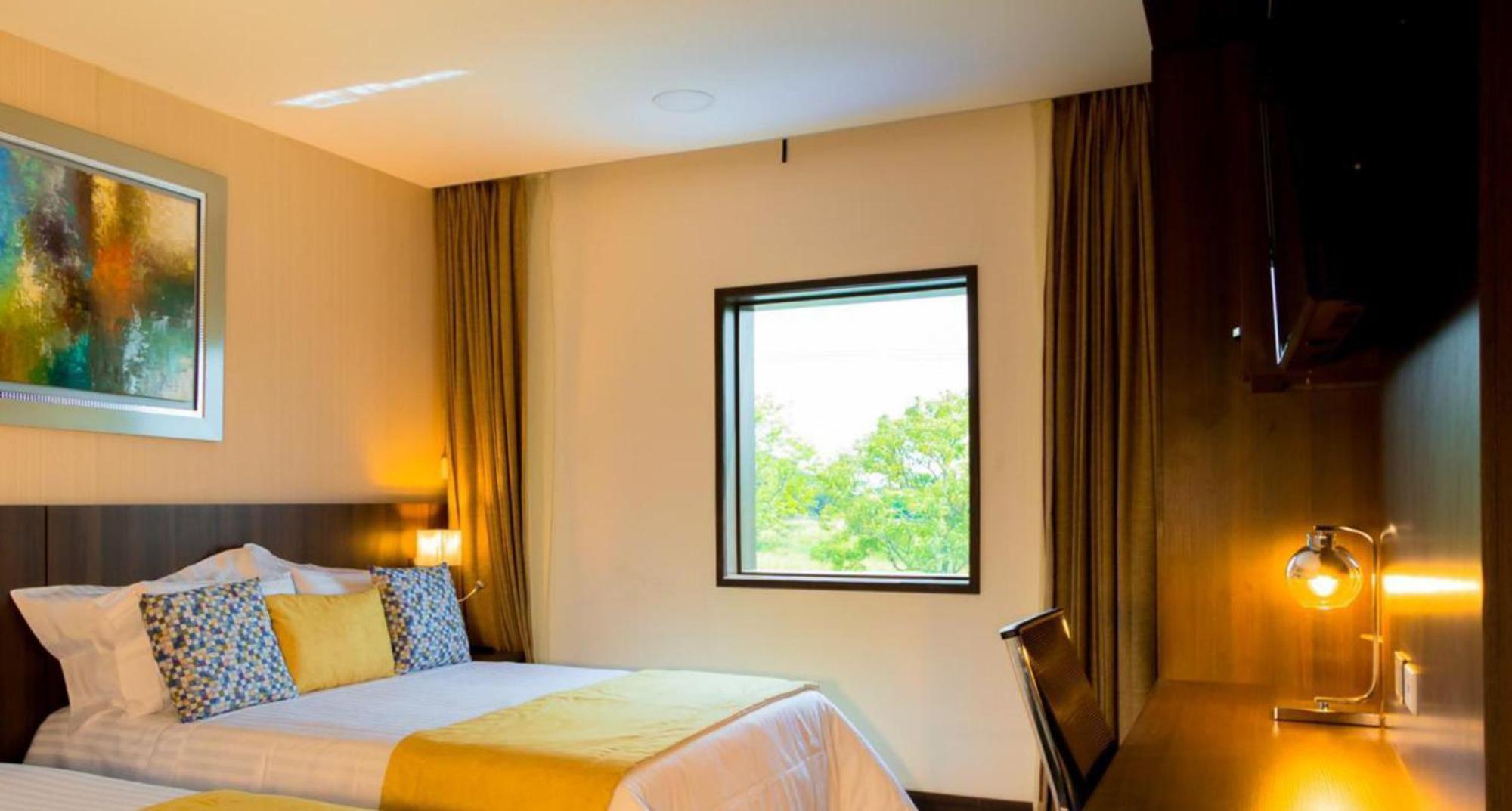 Hotel Royal Elim International Cali Kültér fotó