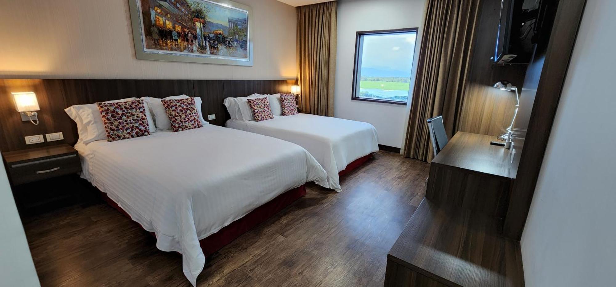 Hotel Royal Elim International Cali Kültér fotó Deluxe Room